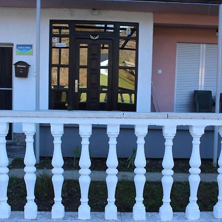 Apartmani Ramonda Teslić エクステリア 写真