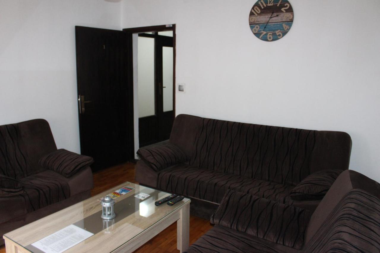 Apartmani Ramonda Teslić エクステリア 写真