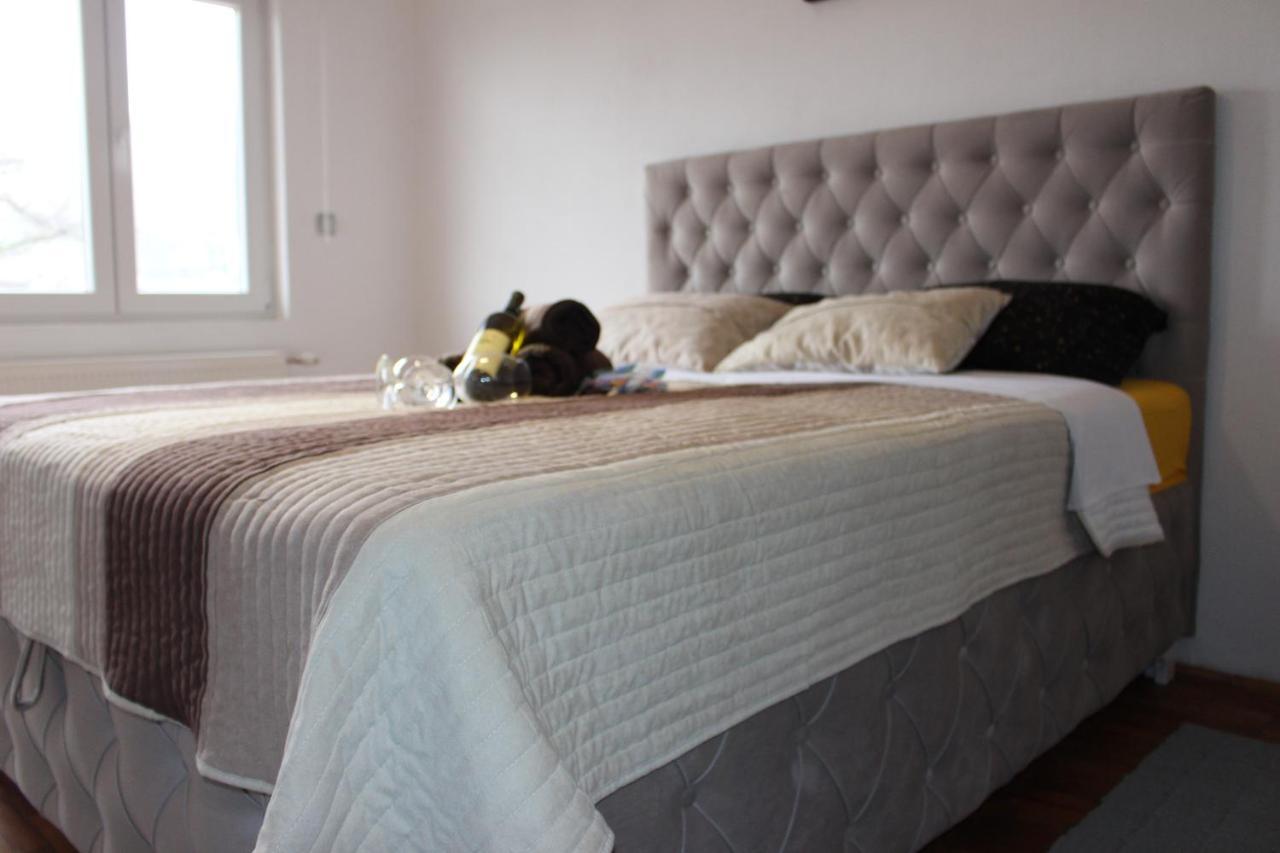 Apartmani Ramonda Teslić エクステリア 写真