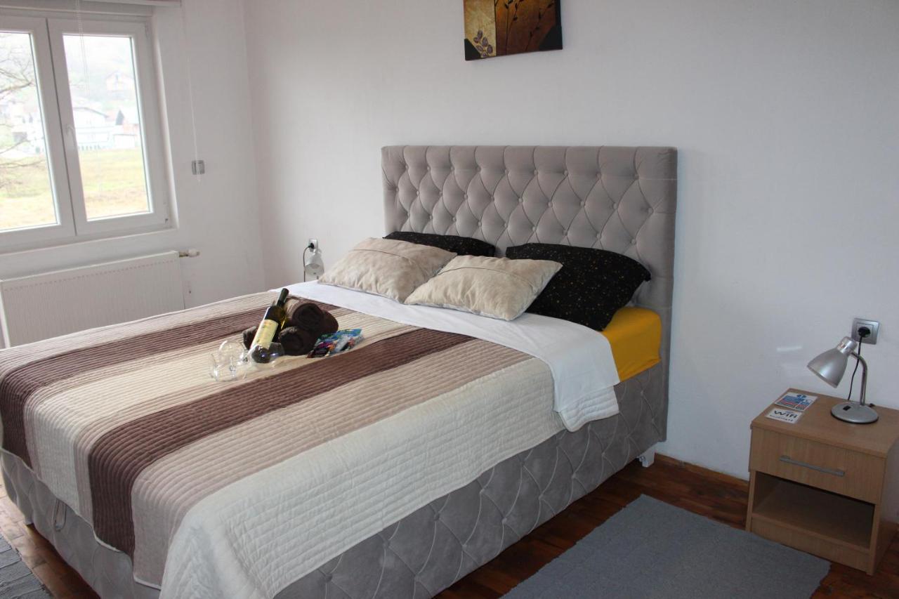 Apartmani Ramonda Teslić エクステリア 写真