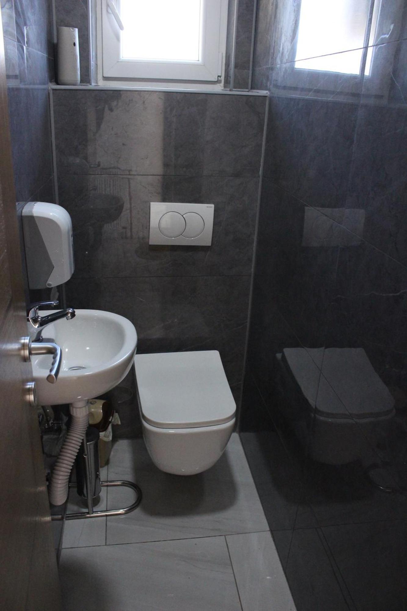 Apartmani Ramonda Teslić エクステリア 写真